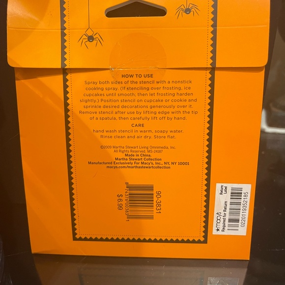 Wilton Halloween SET Cookie Cutter Set of 18, 3 Stencils, 4 Graduating Pumpkins! - Picture 6 of 9